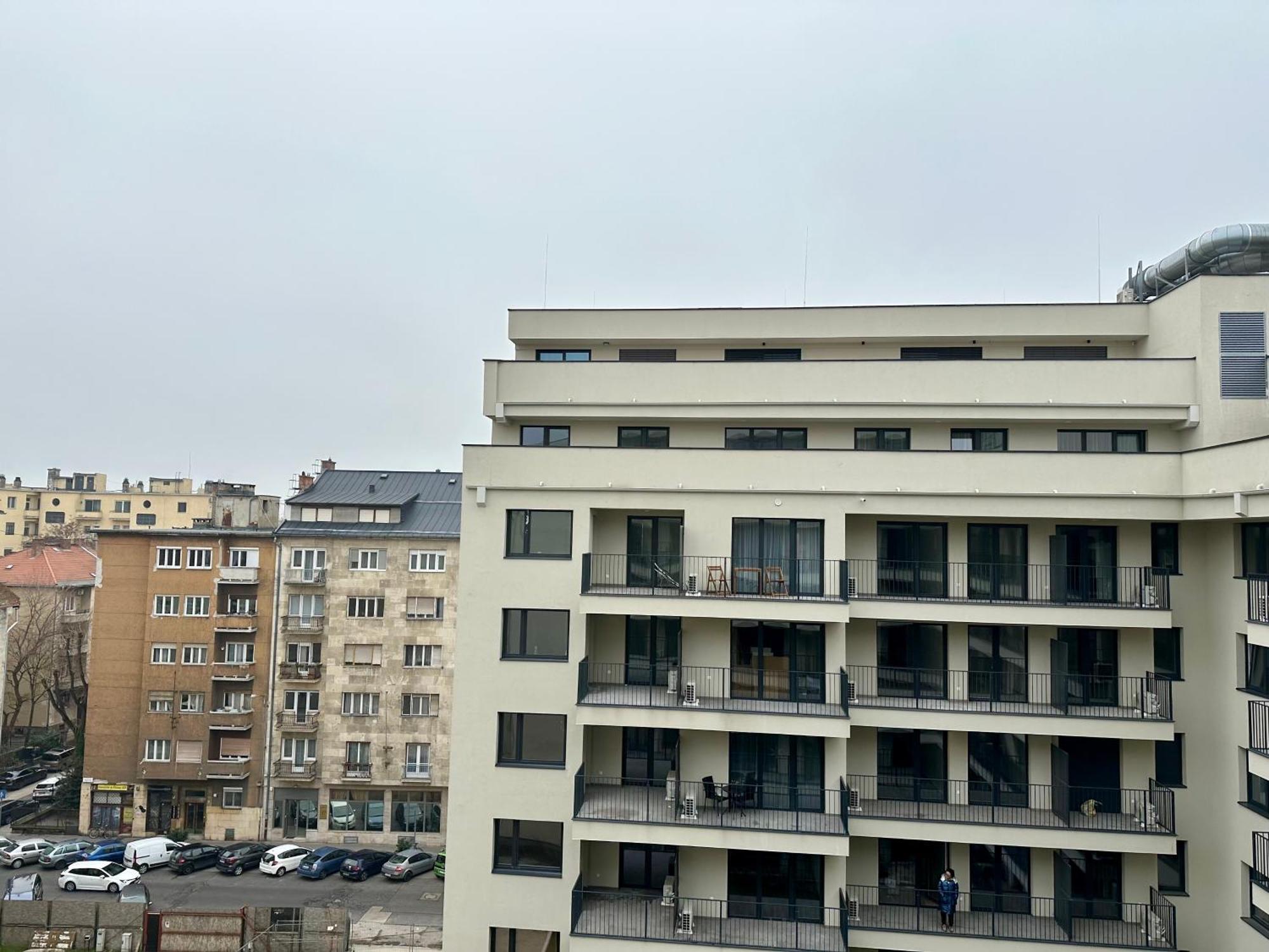 River Passage Budapest Garage/Ac/Balcony Eksteriør billede